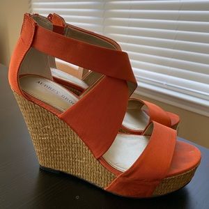Audrey Brooke Nerissa Wedges